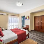 Hotel Colmeia 3*