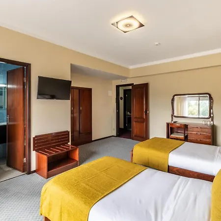 Colmeia Hotel