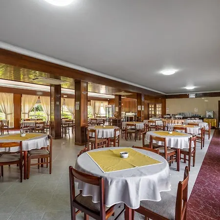 Otel Colmeia Monte Real